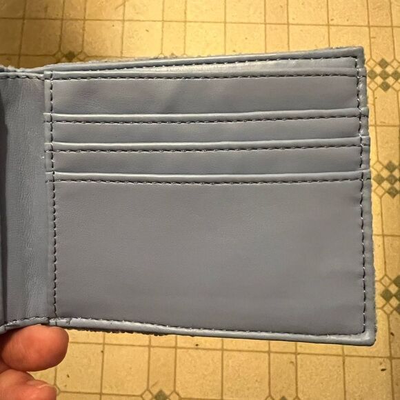 Towlie Foldable Wallet - Picture 5 of 9